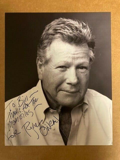 Ryan O'Neal Boldly Signed 8x10 Photo Poster painting w/ COA