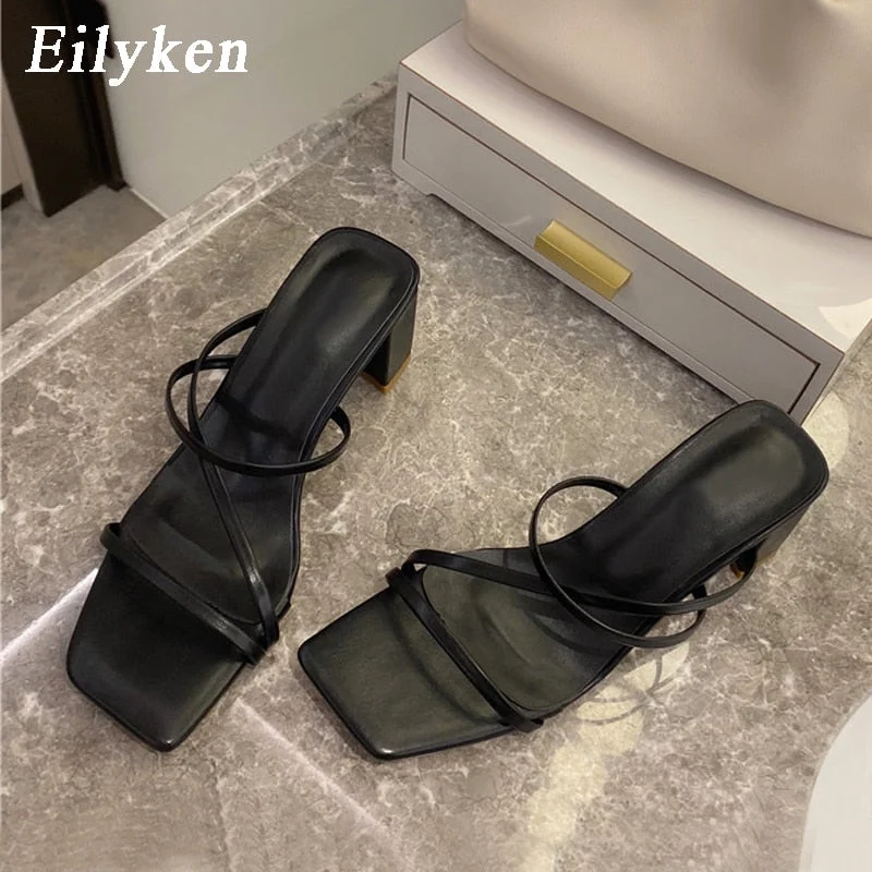 2022 New Women Fashion Slipper Square High Heel Classics Strap Sandal Ladies Elegant New Summer Bohemian Pumps Slides