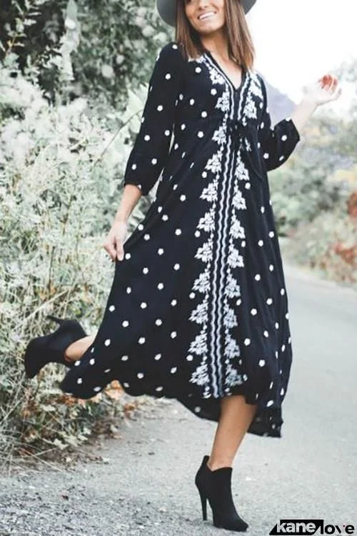 Embroidery V Neck Long Sleeve Maxi Dress