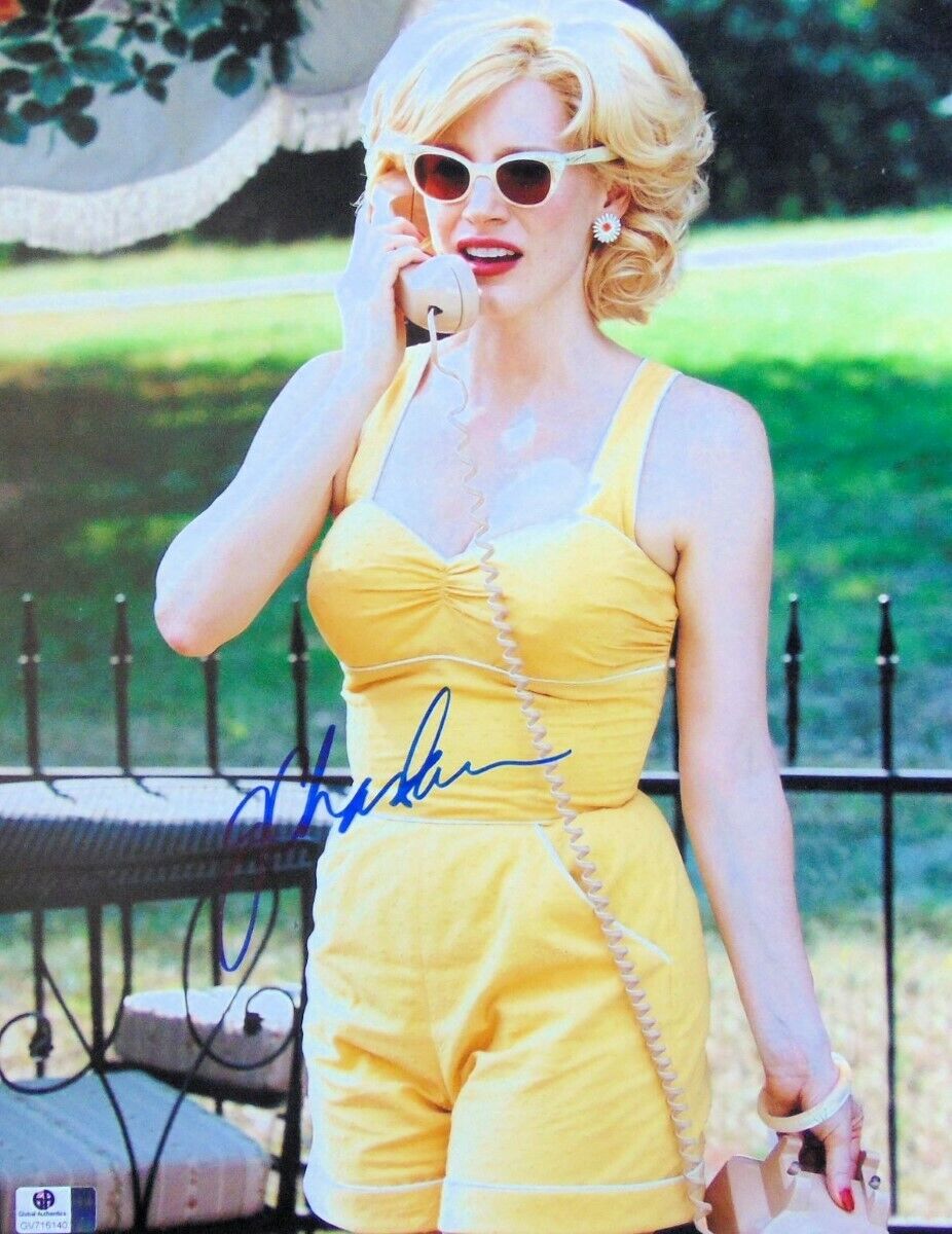 Jessica Chastain Signed Autographed 11X14 Photo Poster painting The Help on Phone GV716140