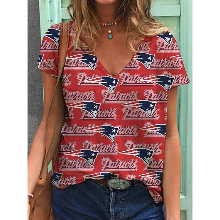 New England Patriots Lightweight Short Sleeve V-Neck T-Shirt