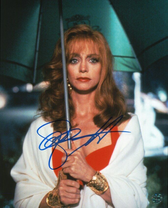 Goldie Hawn Autographed Original 8x10 Photo Poster painting LOA TTM