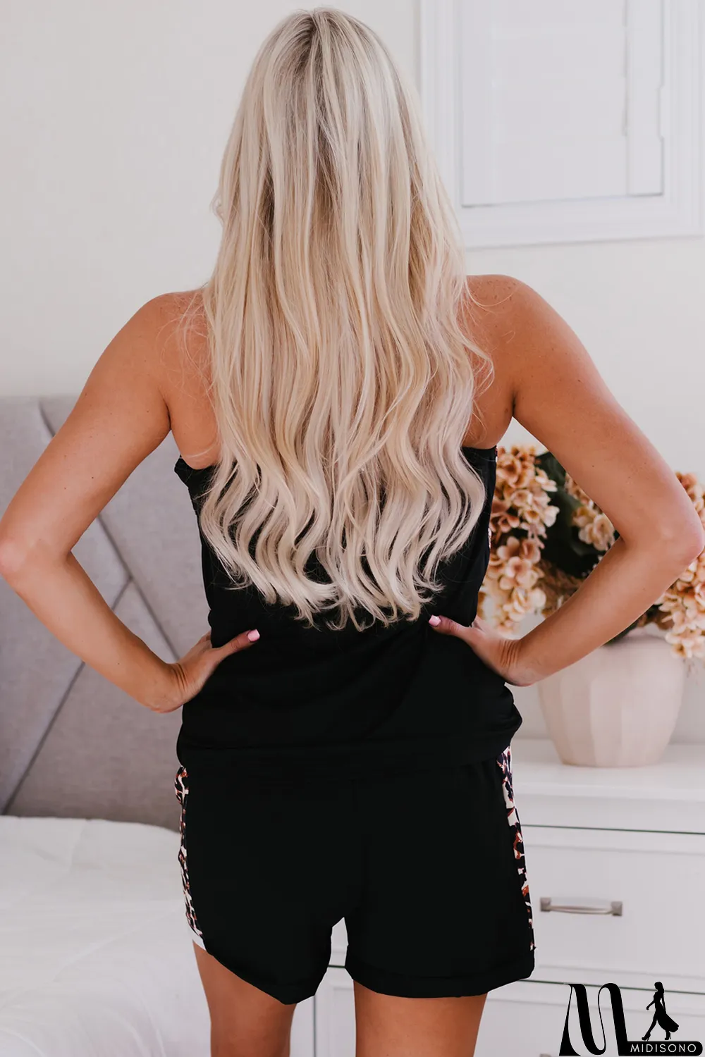 MidiSono - Cheetah Print Sequins Top & Drawstring Waist Shorts Set