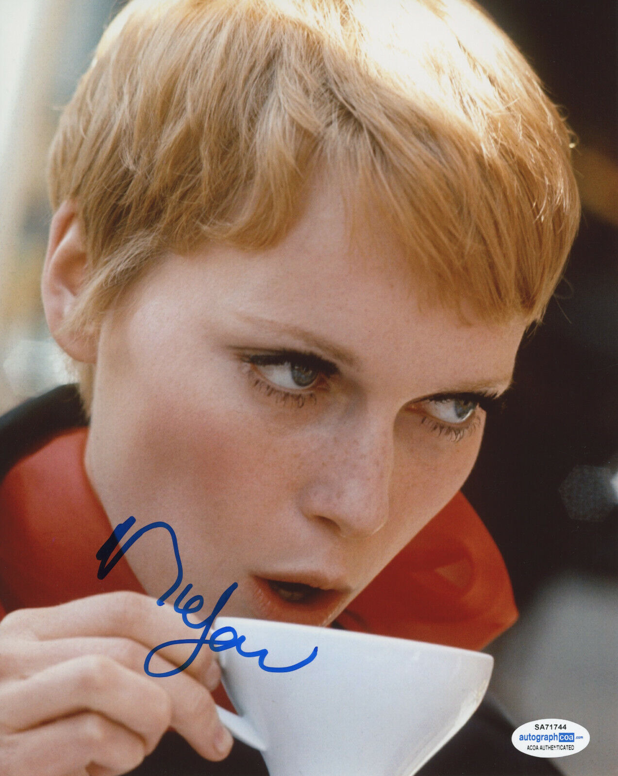 ACTRESS MIA FARROW SIGNED 8x10 Photo Poster painting! ROSEMARY'S BABY ACOA COA EXACT PROOF!