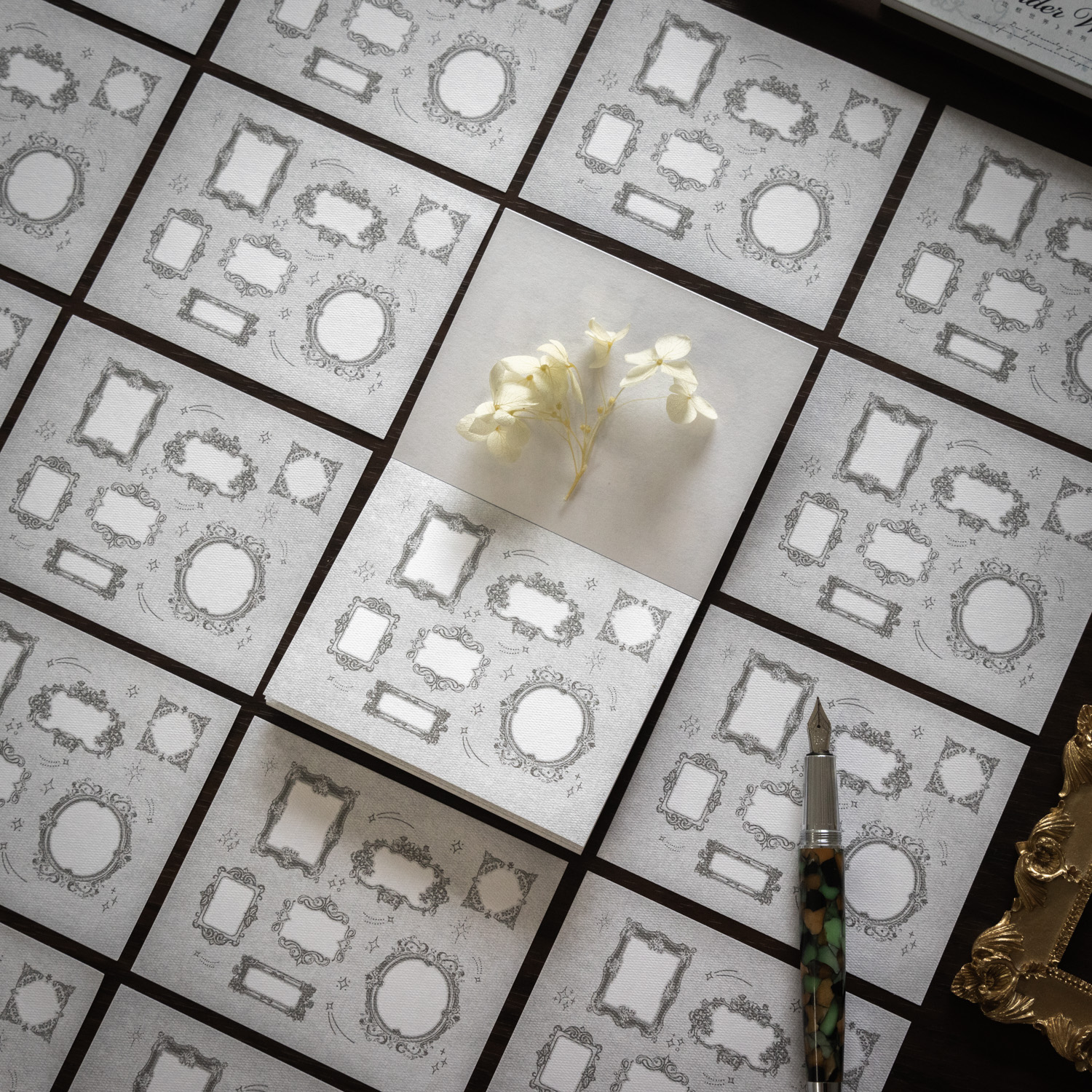 메모 패드 - 보더 월드 시리즈 빈티지 바로크 프레임