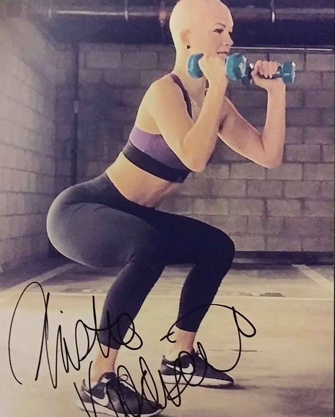 Christie valdiserri signed 8 x 10