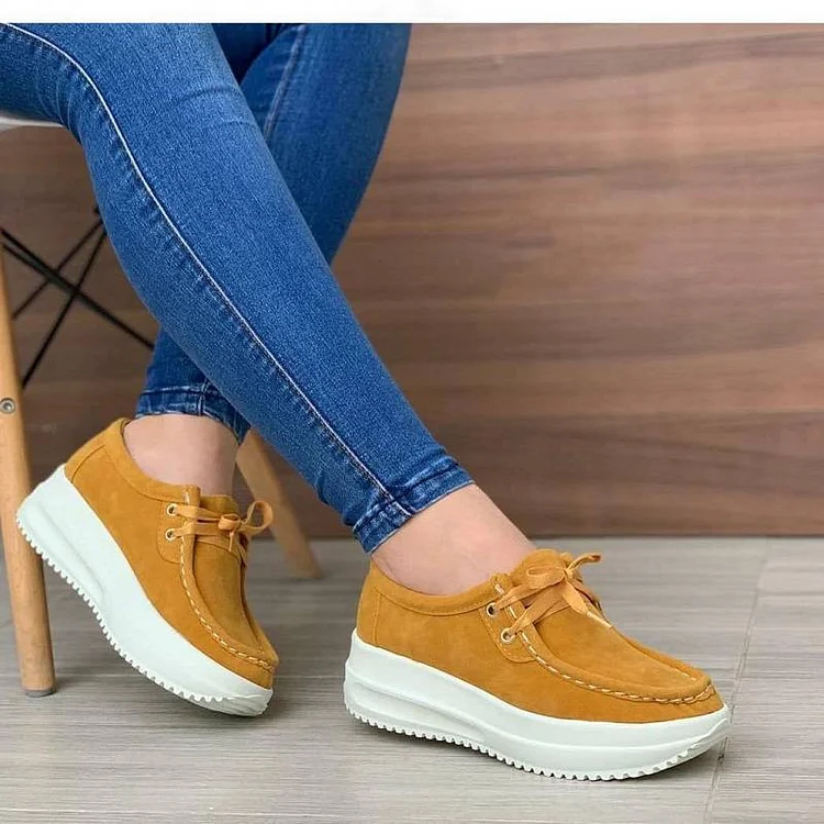 Zapatos de punta redonda con cordones y cuña de nuevo estilo