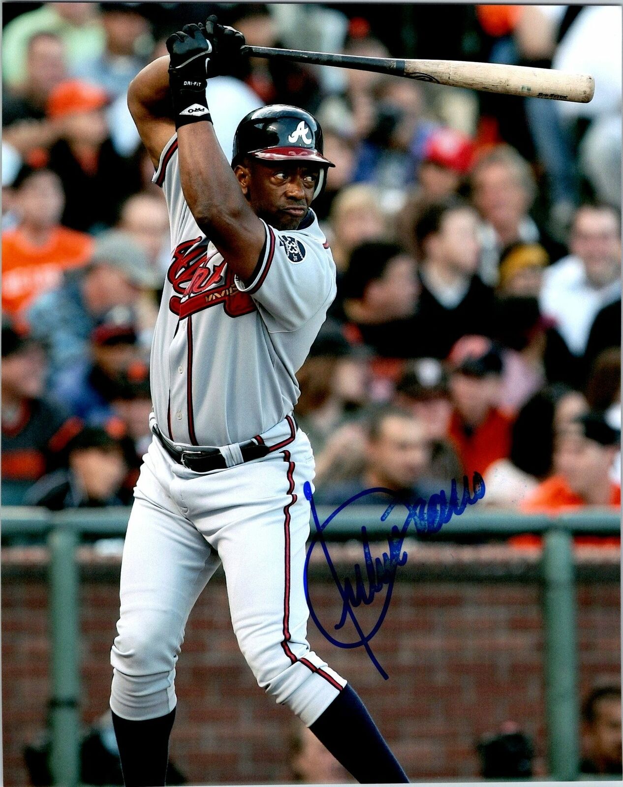 Julio Franco Signed 8x10 Photo Poster painting (IMPERFECT + BONUS) Atlanta Braves AWM COA