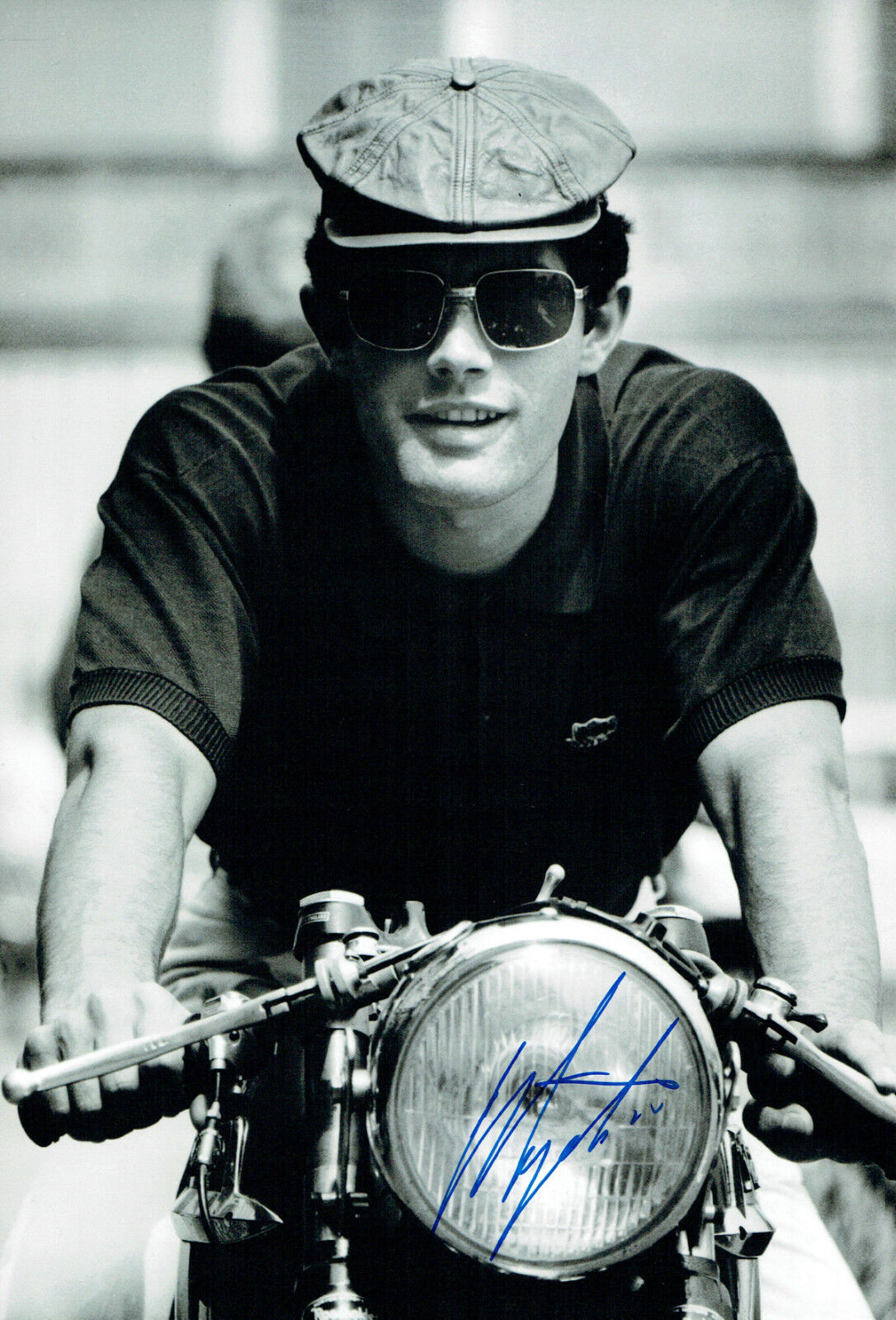 Giacomo AGOSTINI Autograph SIGNED 12x8 Photo Poster painting Vintage Motorbike Pose COA AFTAL