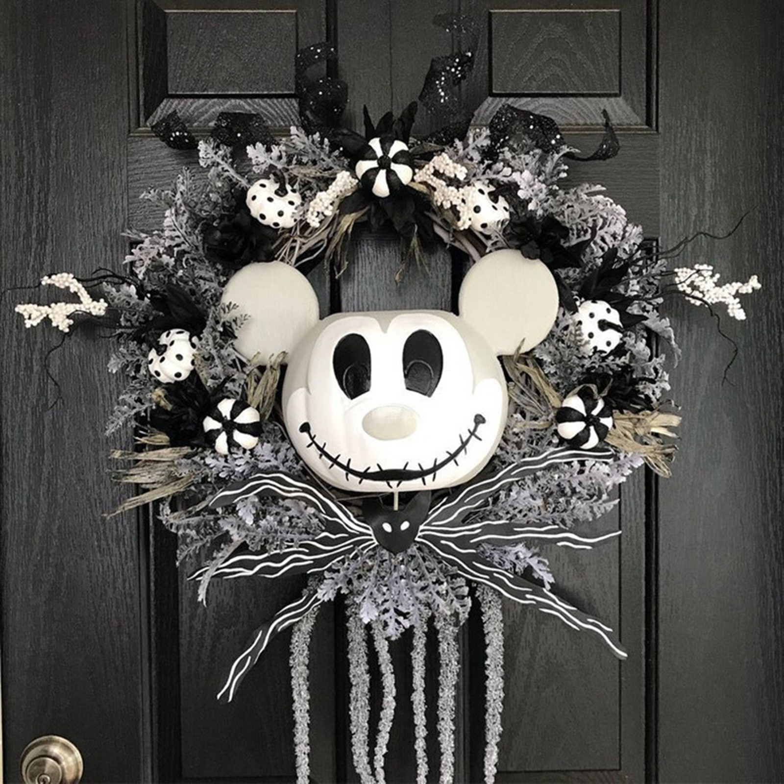 

Halloween Wreath for Front Door Horror Cartoon Mouse Hanging Decorations, 501 Original