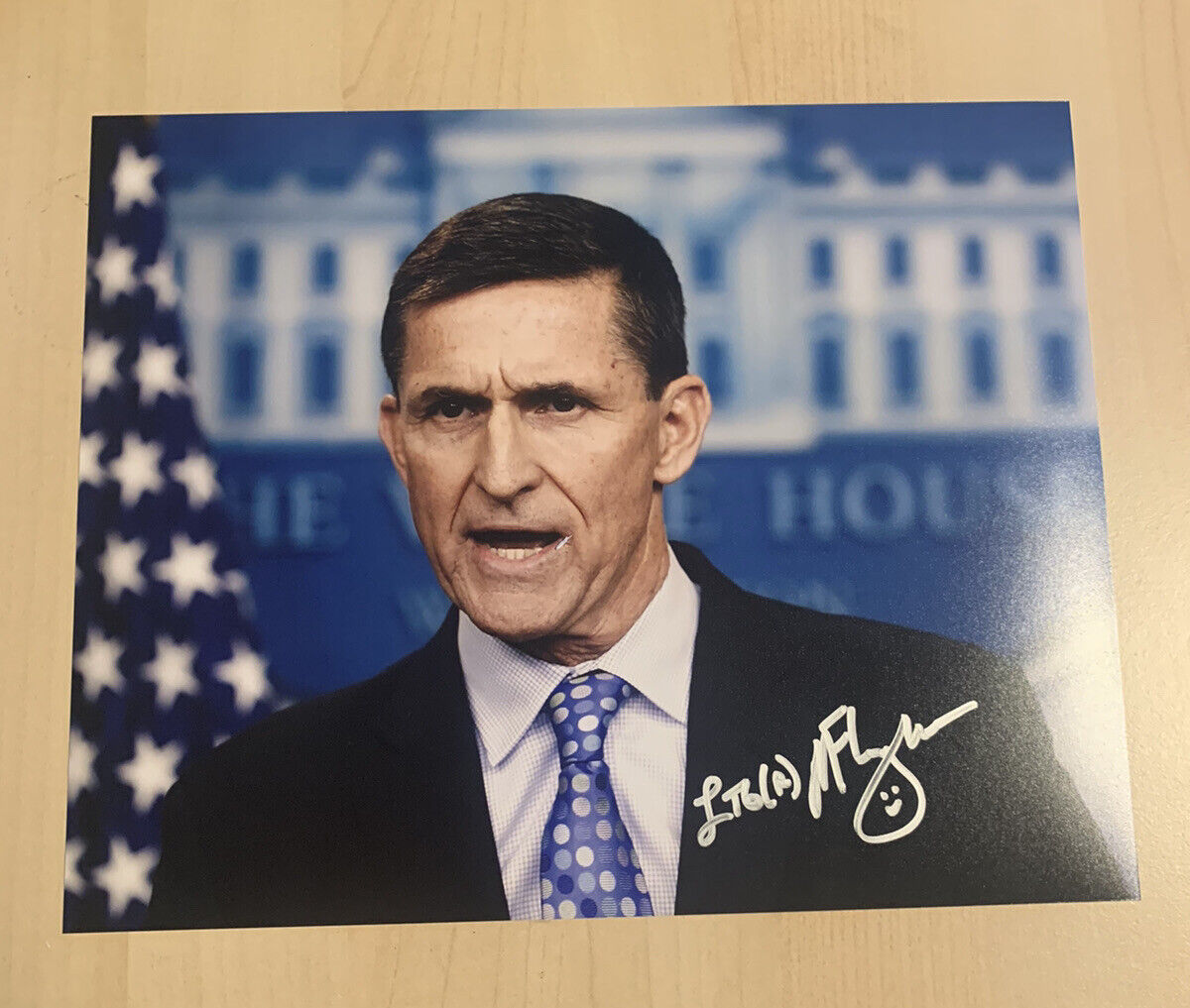 MICHAEL FLYNN HAND SIGNED 8x10 Photo Poster painting AUTOGRAPHED ARMY GENERAL RARE TRUMP COA