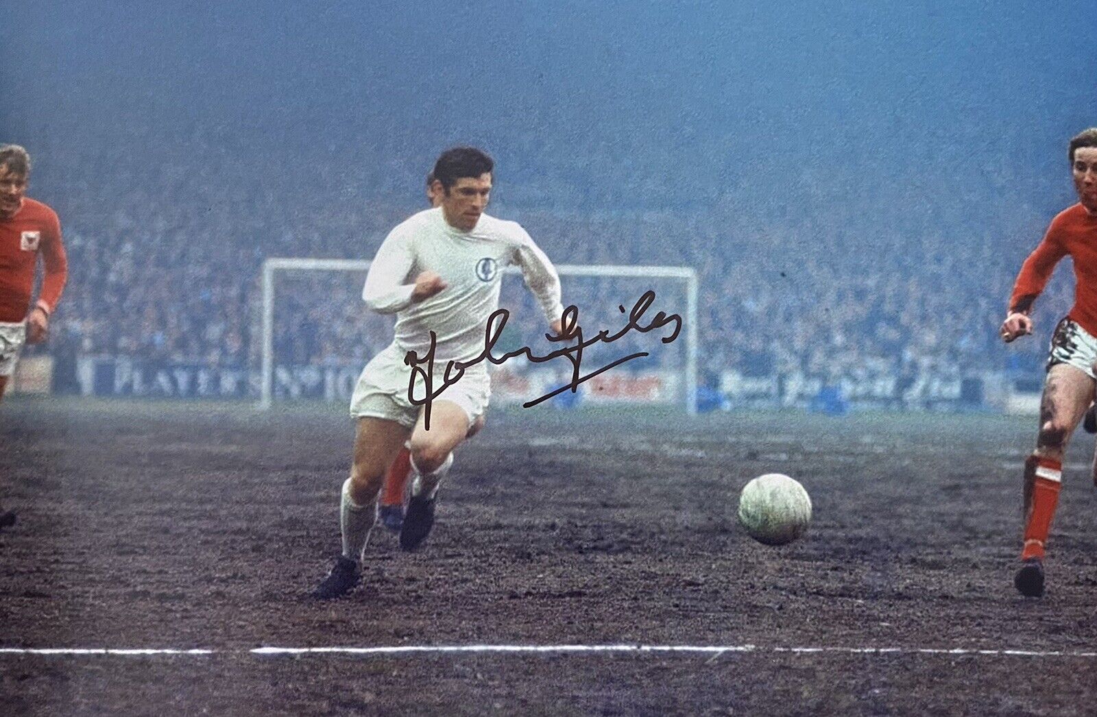 Johnny Giles Genuine Hand Signed Leeds United 12x8 Photo Poster painting