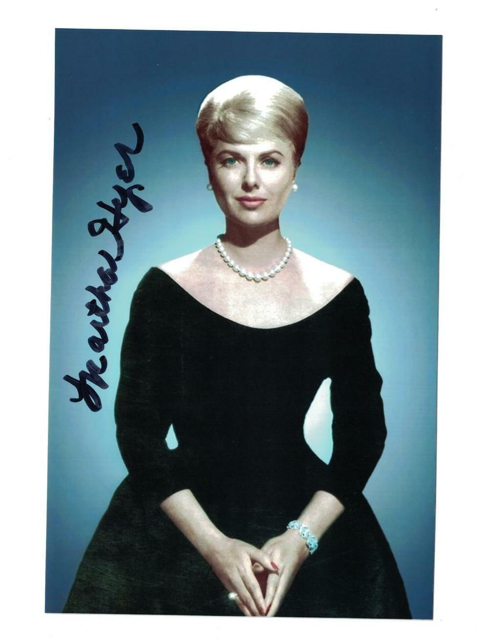 Martha Hyer Signed Autographed 4 x 6 Photo Poster painting Actress C