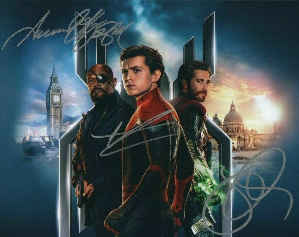 Tom Holland / Samuel Jackson Autographed Signed 8x10 Photo Poster painting ( Spider Man) REPRINT