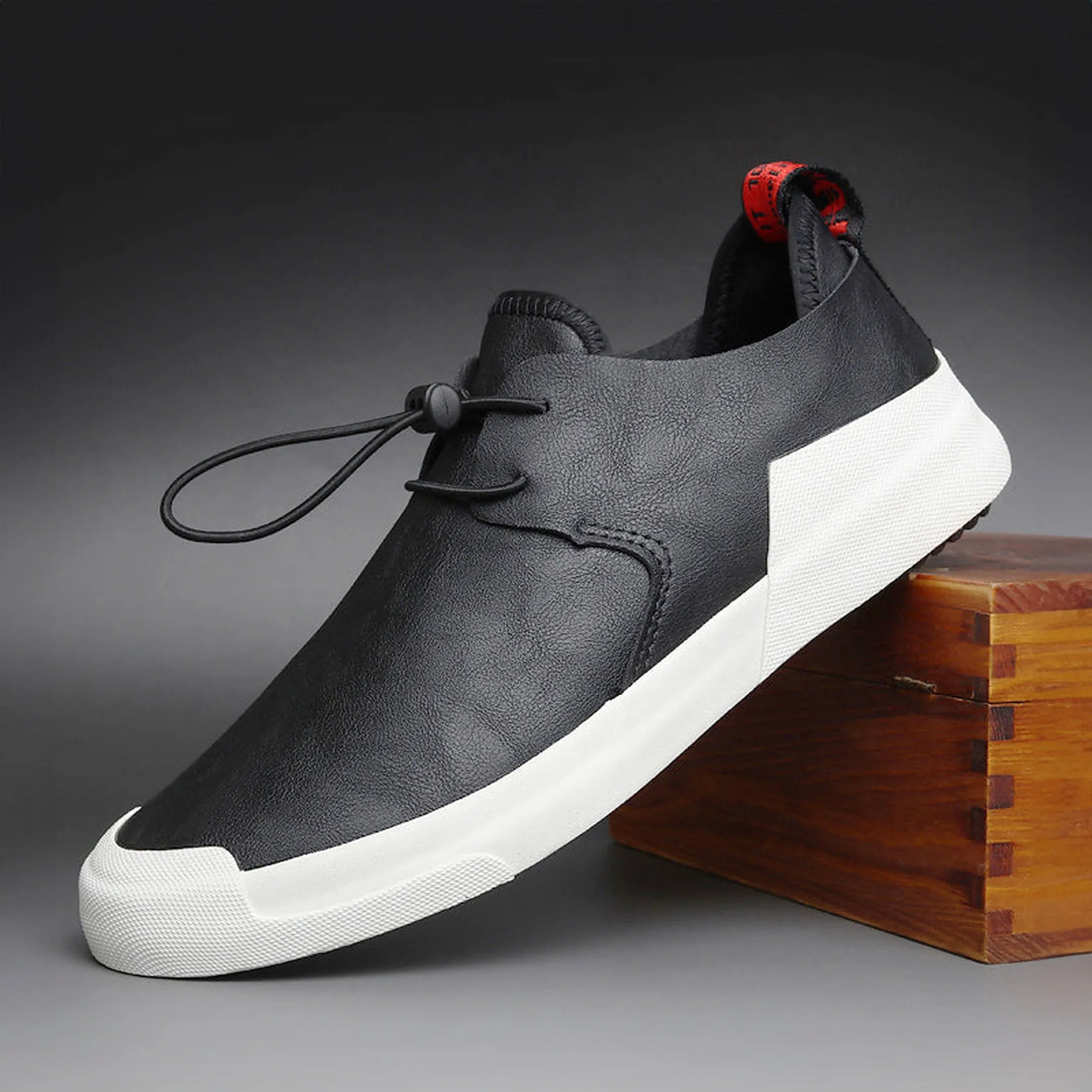 Men's Waterproof Slip-On Trainers &ndash; Breathable Everyday Comfort