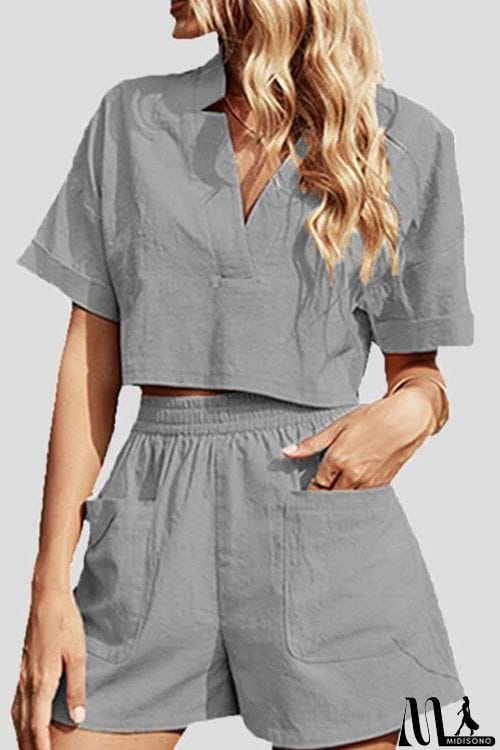 MidiSono - V Neck Crop Blouse Pockets Shorts Set