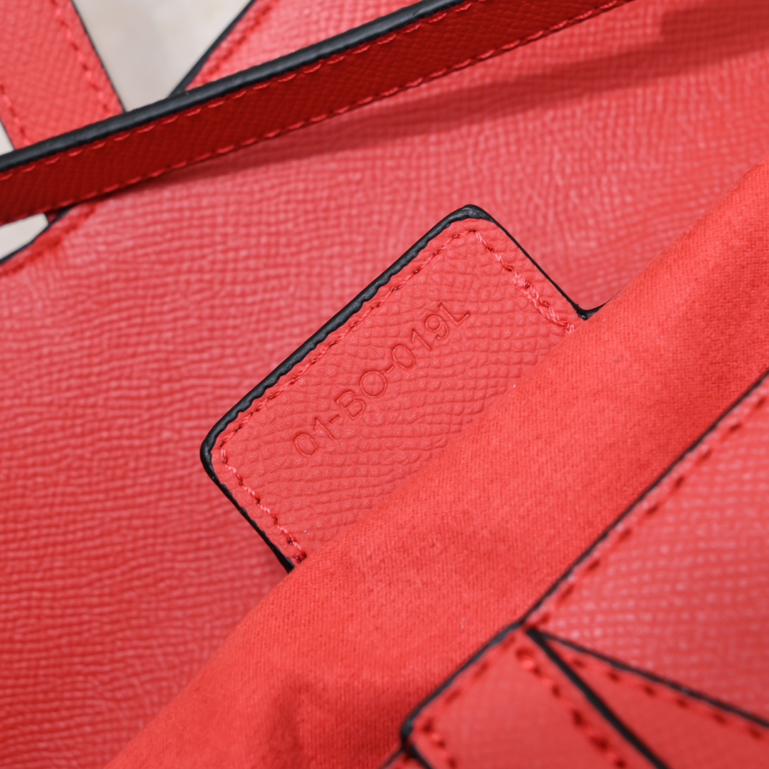 301bed698a343b0b70fce48d7dde1d80