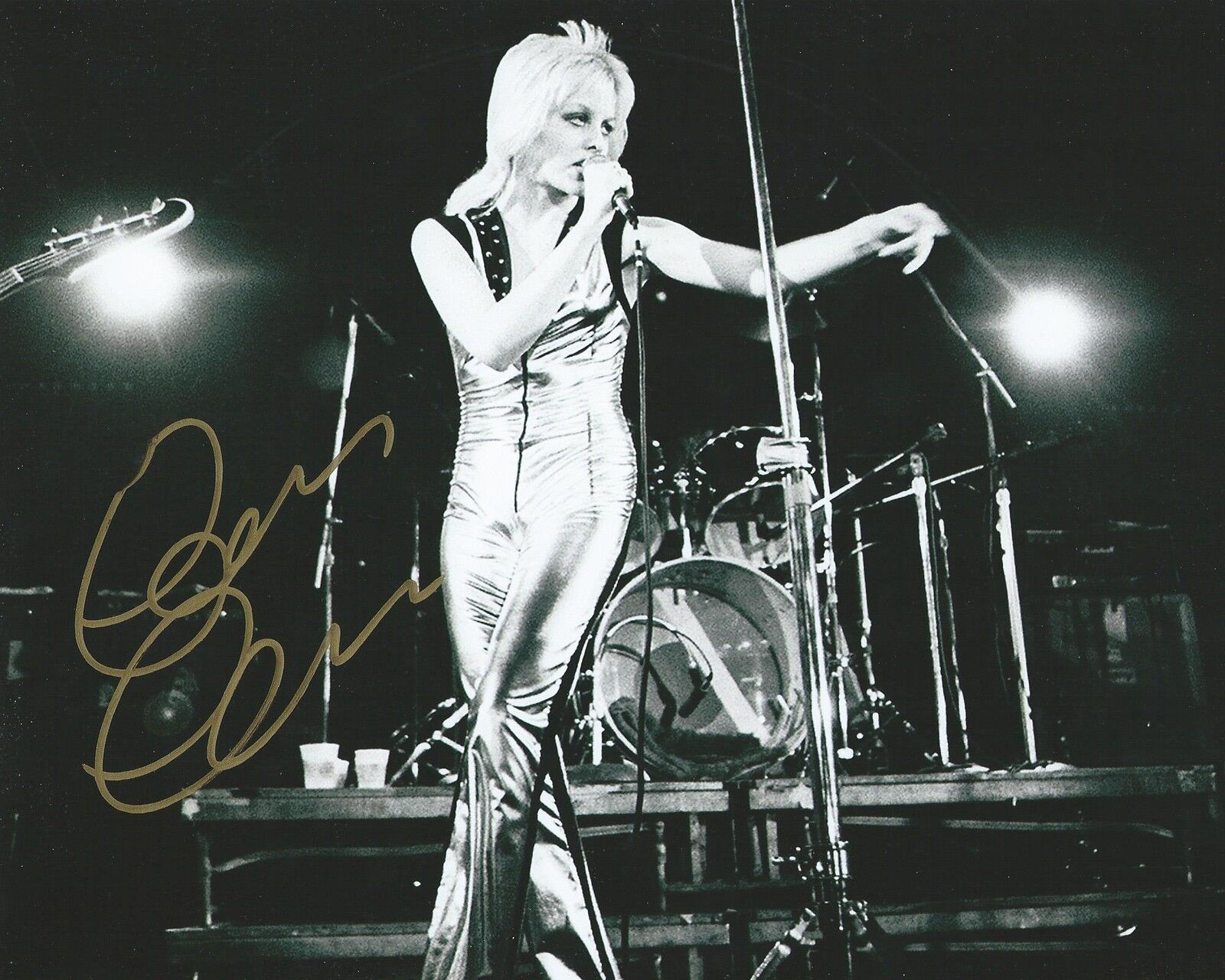 **GFA The Runaways *CHERIE CURRIE* Signed 8x10 Photo Poster painting AD2 PROOF COA**