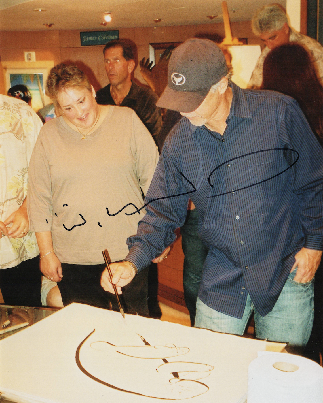 Robert Wyland signed autographed 8x10 Photo Poster painting! RARE! Guaranteed Authentic! 1530