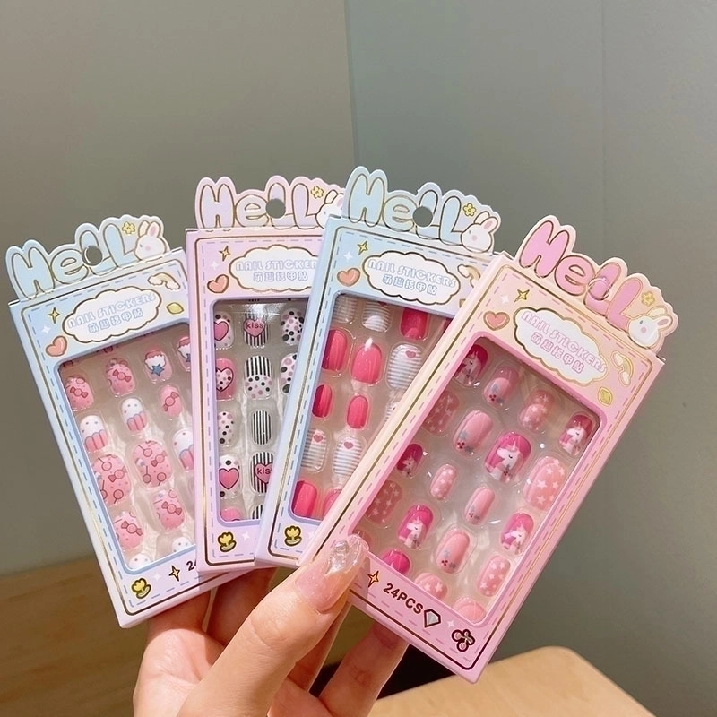 Cute Cartoon Character Stripe Plastic Nail Patches 1 Set