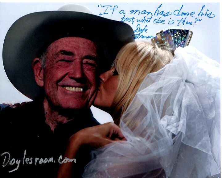 DOYLE BRUNSON signed 8x10 WORLD POKER CHAMPION Photo Poster painting RARE EARLY w GREAT CONTENT