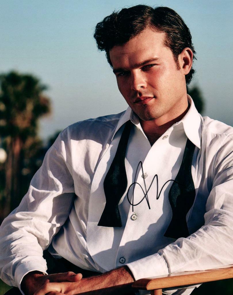 Alden Ehrenreich signed 8x10 Photo Poster painting Pic autographed Picture with COA