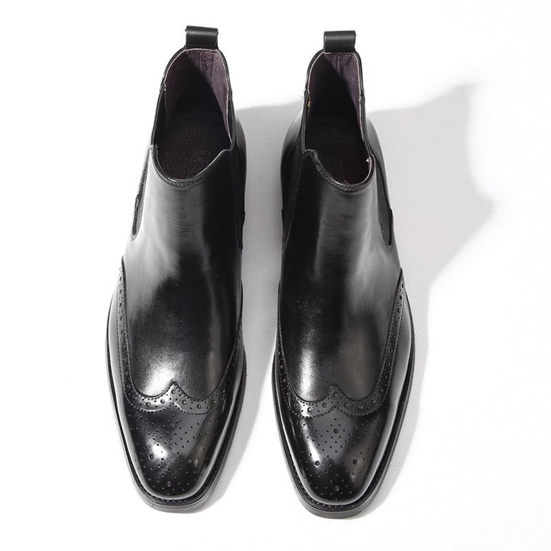 Engraved Chelsea Boots DANRRIO.COM DANRRIO