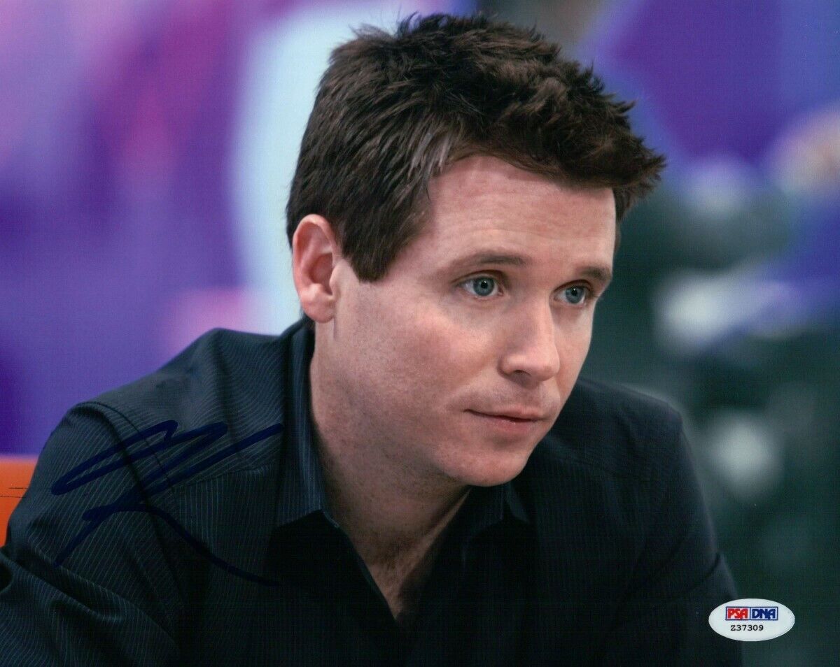 Kevin Connolly Signed Autographed 8X10 Photo Poster painting Entourage Close Up PSA Z37309