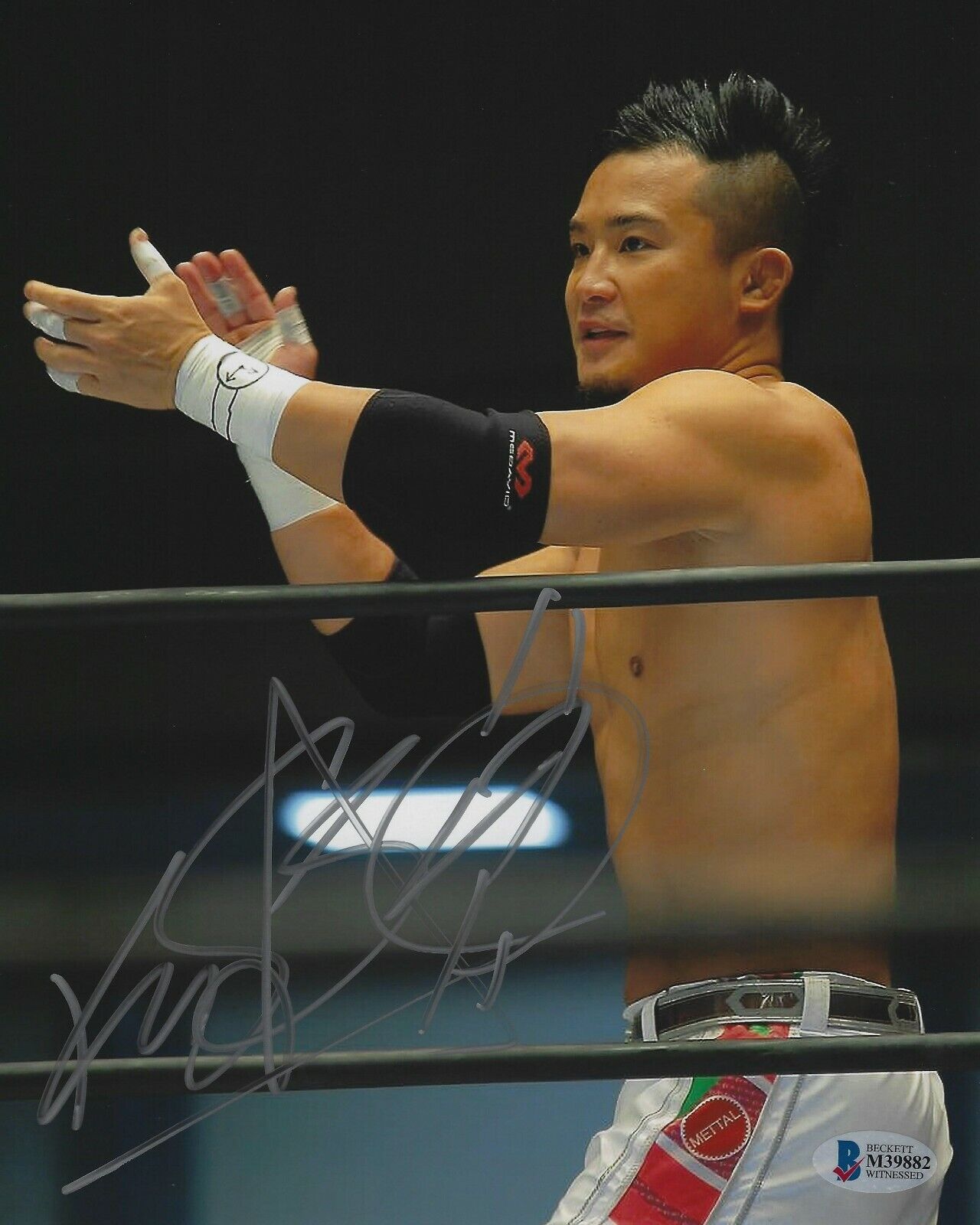 Kushida Signed 8x10 Photo Poster painting BAS Beckett COA New Japan Pro Wrestling Picture WWE 82