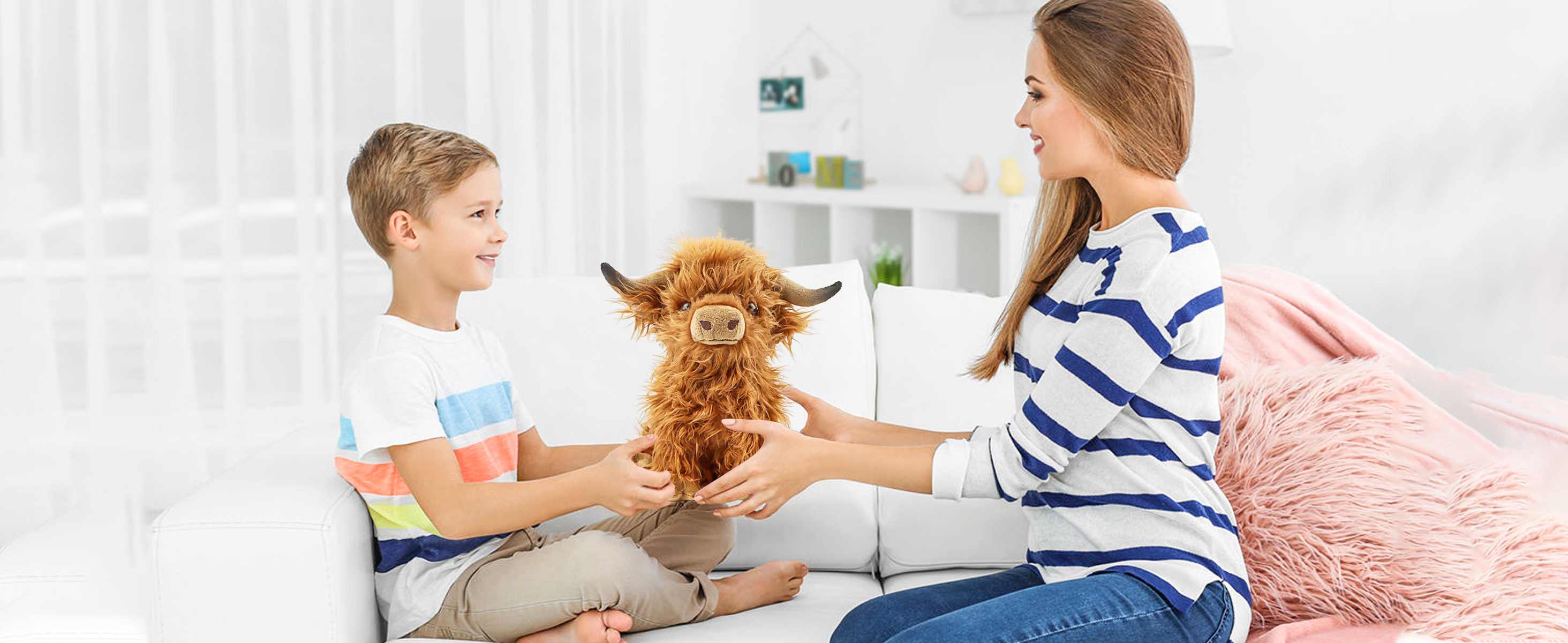 Tegooe 25cm Highland Cow Plush Toy - Soft Stuffed Animal Doll for Kids Home Decor