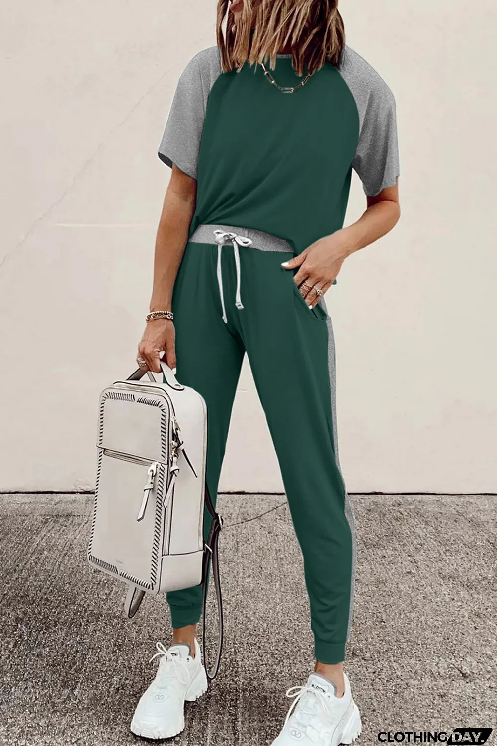 Green Colorblock Short Sleeves and Joggers Sports Set