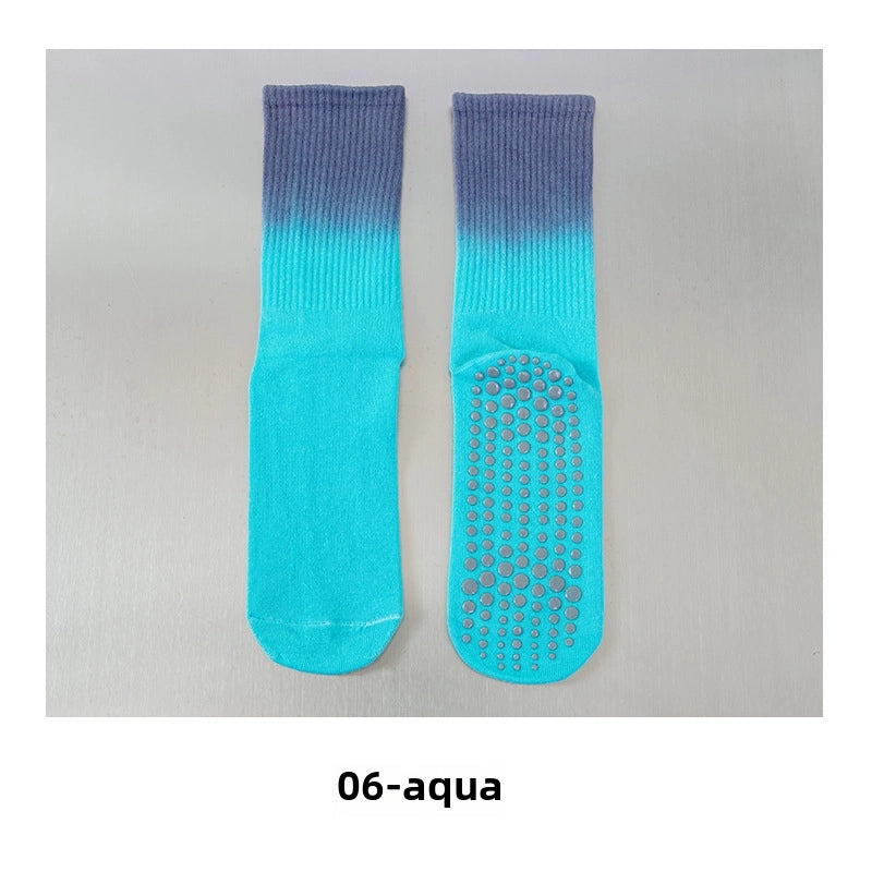 Simple Autumn And Winter Gradient Yoga Women’s Socks Non-slip Sports Socks Girls’ Pilates Mid-calf Socks Direct Sales