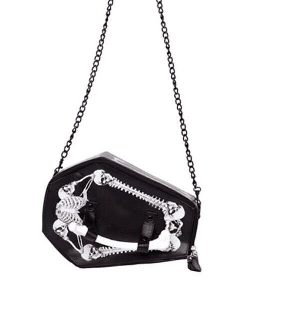 Mourn Handbag