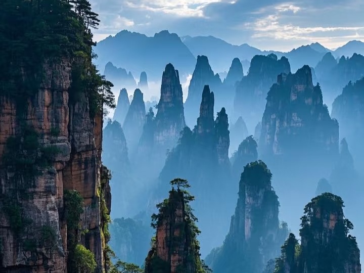 5-Day Zhangjiajie, Tianmen Mountain & Phoenix Ancient Town Tour from Chengdu（Korean-speaking tour guide）