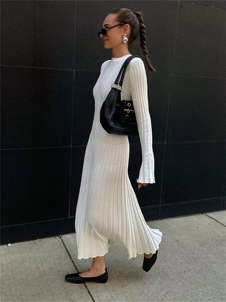 Uveng Uveng Round-Neck Knitted Long Dress 2023 Autumn New Sweater Skirt Pit Strip Solid Color Bottom Dress