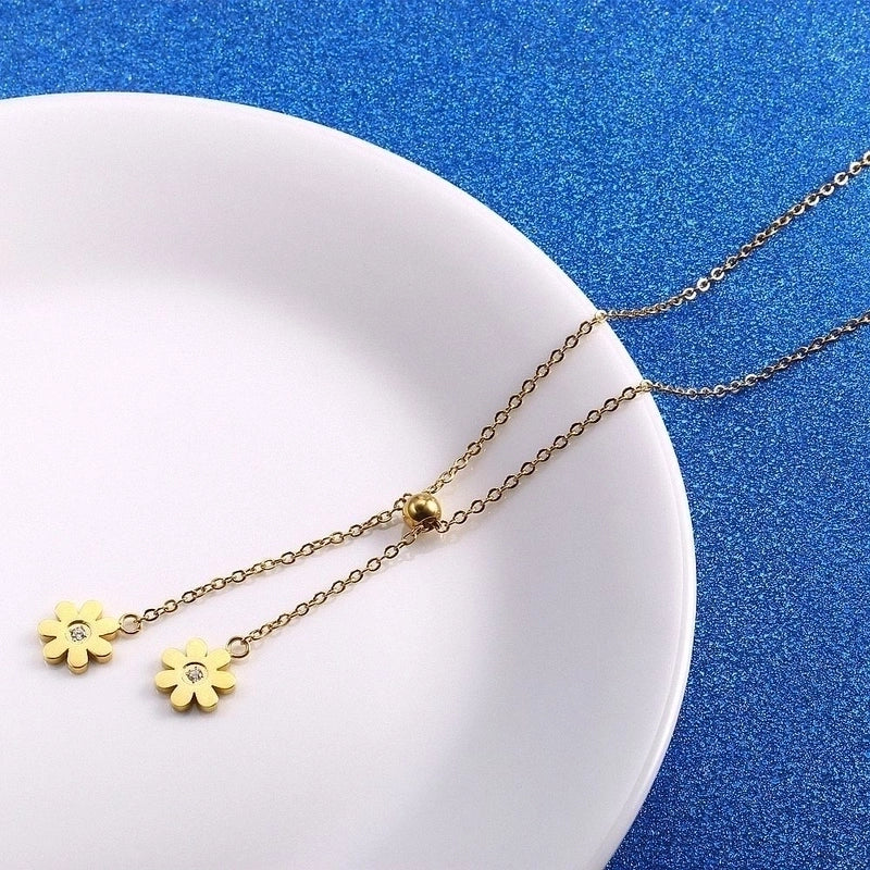 304 Stainless Steel 18K Gold Plated Casual Minimalist Plating Flower Pendant Necklace