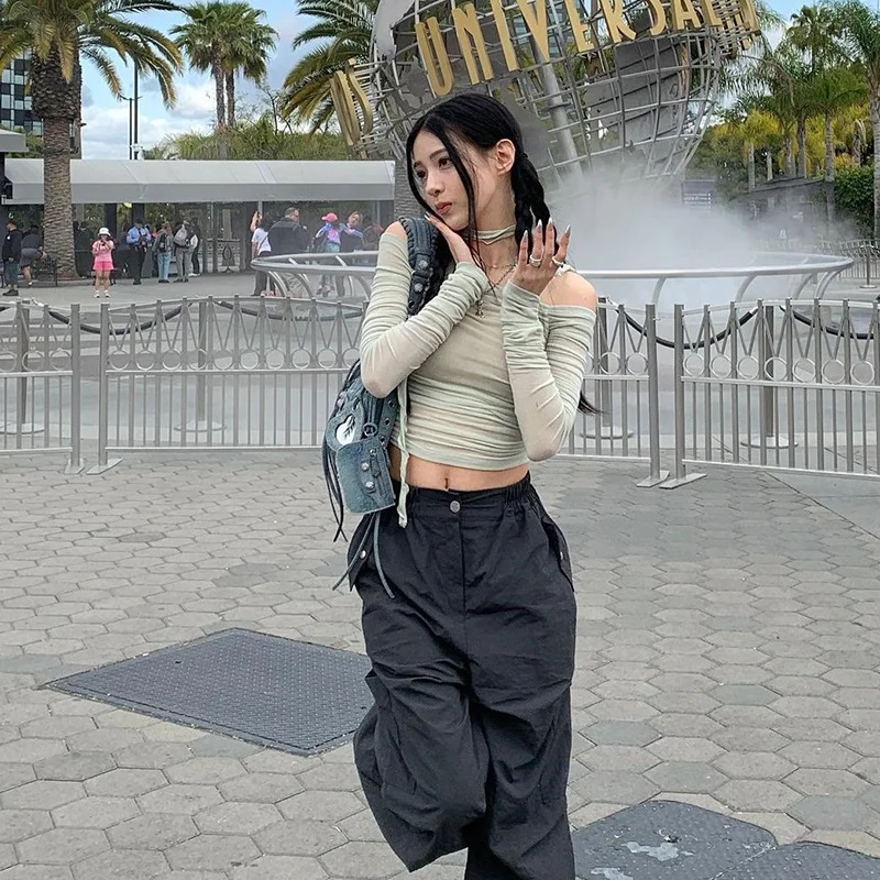 Uveng The New Women's Clothing Trend In The Autumn Of 2024 Must Be Slim And Thin.