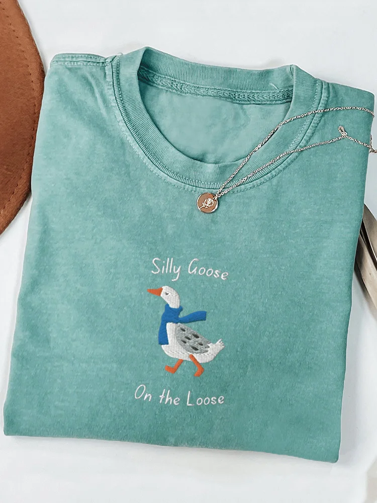 Comstylish Silly Goose On the Loose Crew Neck Comfy T Shirt