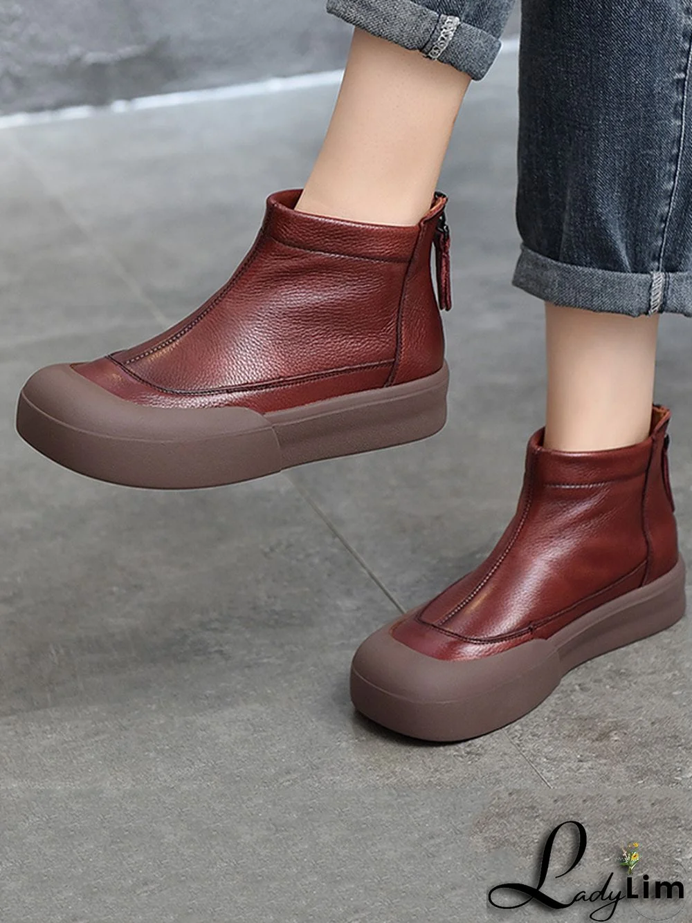 Round-Toe Zipper Boots