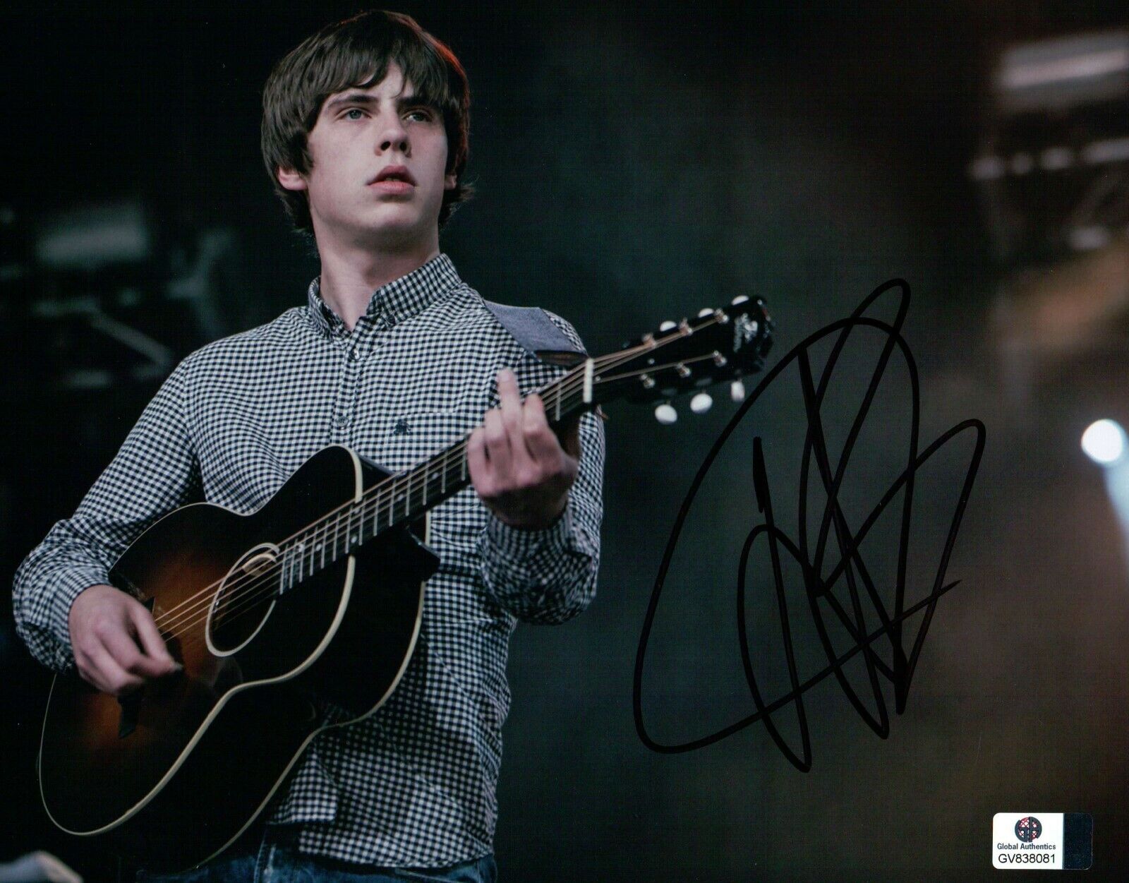 Jake Bugg Signed Autographed 8X10 Photo Poster painting Cute Sexy Guitar on Stage GV838081