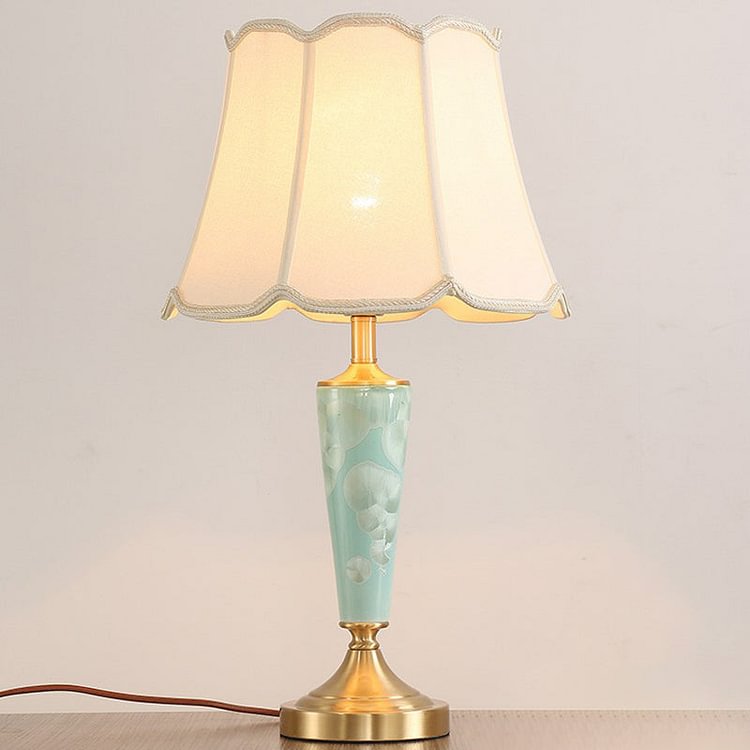 Classic Scalloped Table Lamp Single-Bulb Fabric Night Light with Flared Bottom in Blue