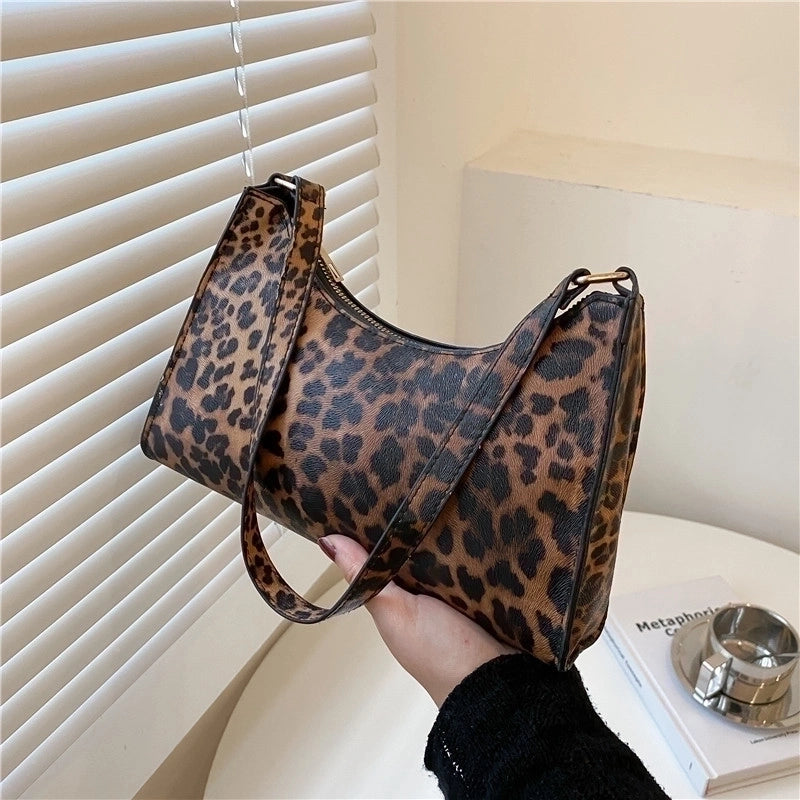 Women’s Small All Seasons Pu Leather Leopard Vintage Style Square Zipper Underarm Bag