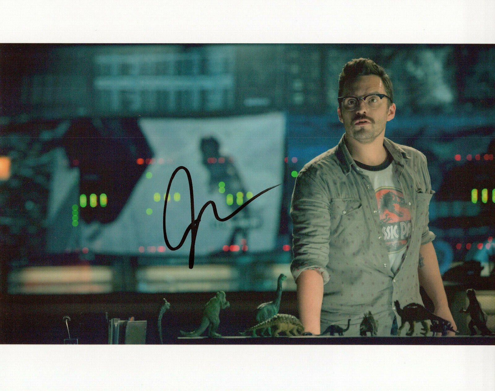 Jake Johnson Jurassic World autographed Photo Poster painting signed 8x10 #1 Lowery