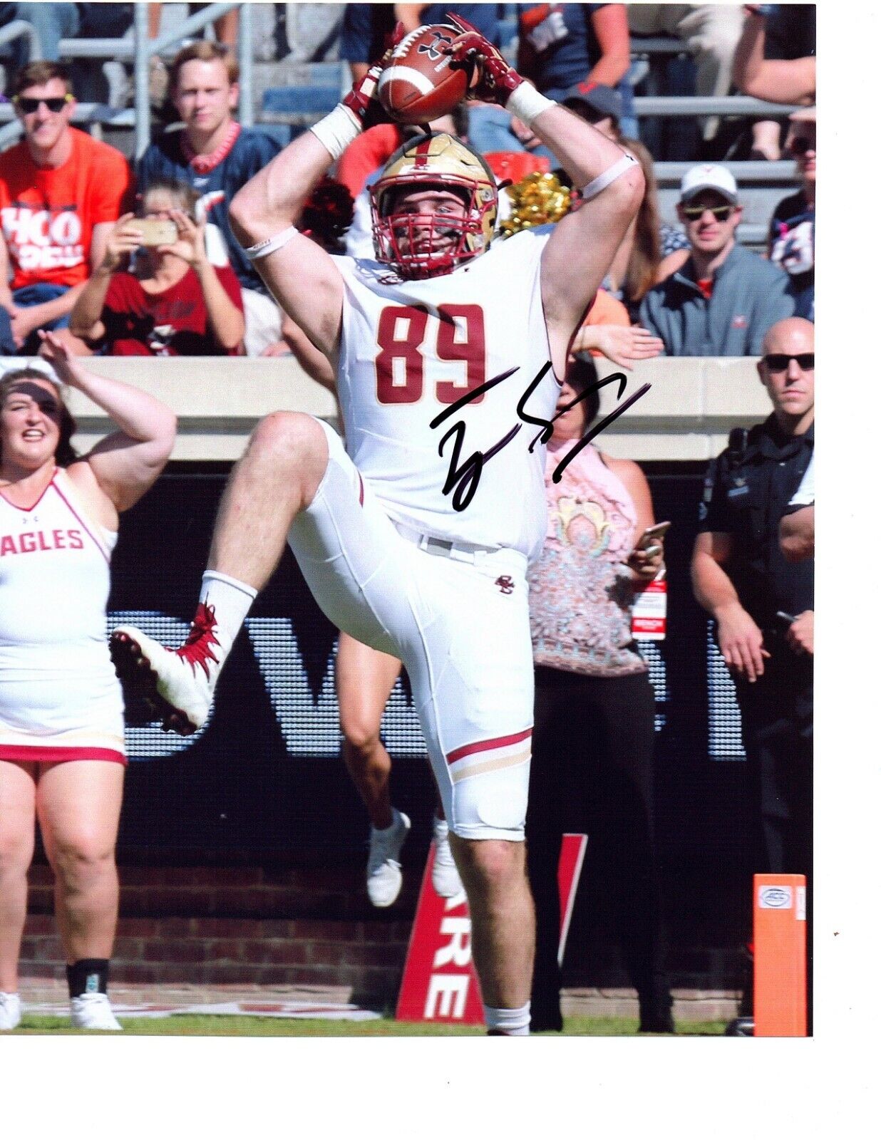 Tommy Sweeney Boston College Eagles signed autographed 8x10 football Photo Poster painting d