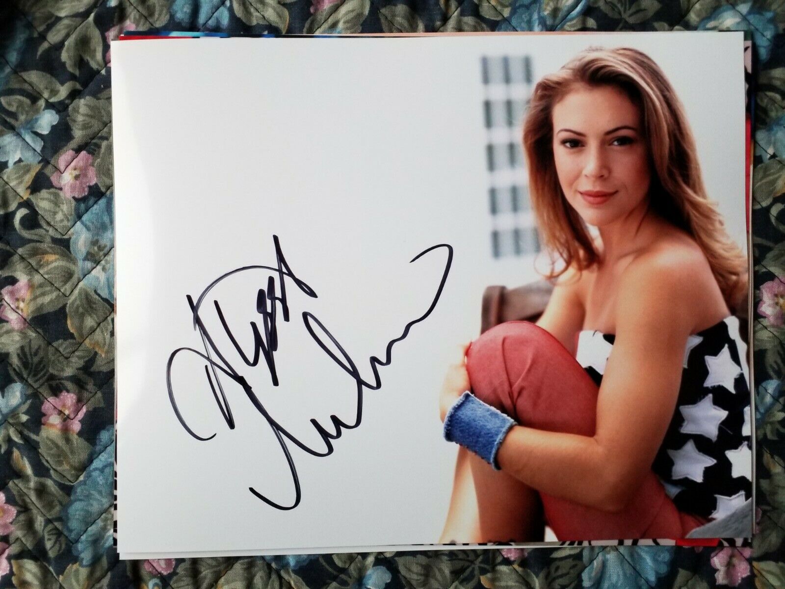 Alyssa Milano Authentic Autographed 8x10 Signed Photo Poster painting