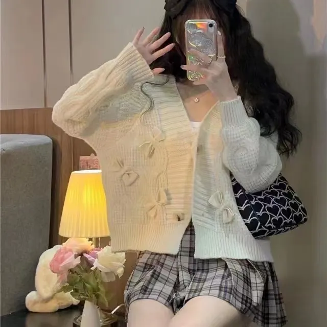 Churchf Churchf Outfit New Temperament Loose Outside Wear Knit Jacket Female Design Sense Bow Short Sweater Cardigan Coat Female