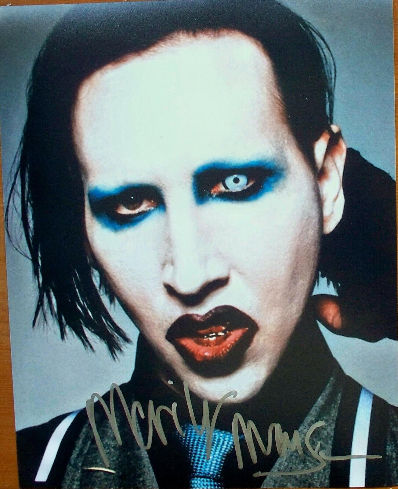 MARILYN MANSON: Hand-signed 8 X 10 Photo Poster painting. 'Antichrist Superstar'. Full COA