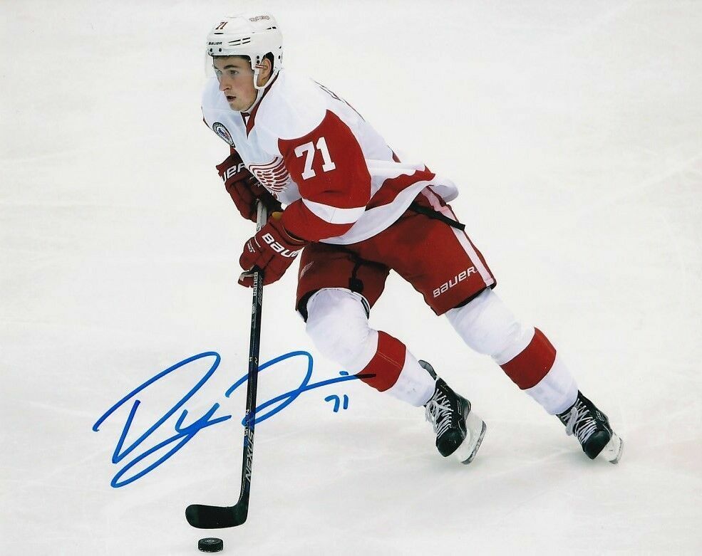 Dylan Larkin Autographed Signed 8x10 Photo Poster painting ( Red Wings ) REPRINT