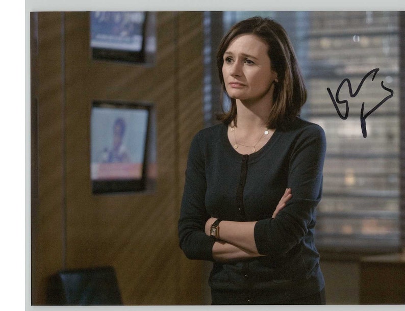 Emily Mortimer Signed Autographed The Newsroom