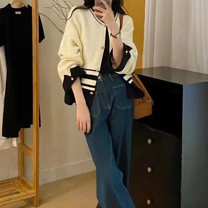 Churchf Churchf Clothing Small Fragrant Wind Stripe Spell Color Cardigan Coat Loose Cream Jacket Fashion Autumn And Winter New Knitting Cardigan Female